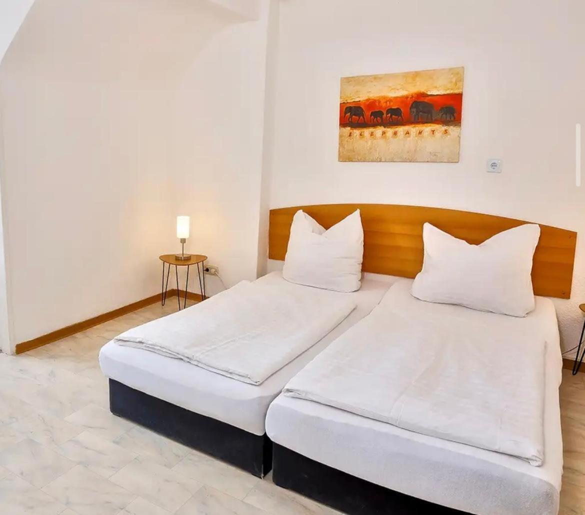 Danis Schlossschaenke Simmern Zimmer foto